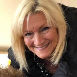 Meet your Posher, Ellen